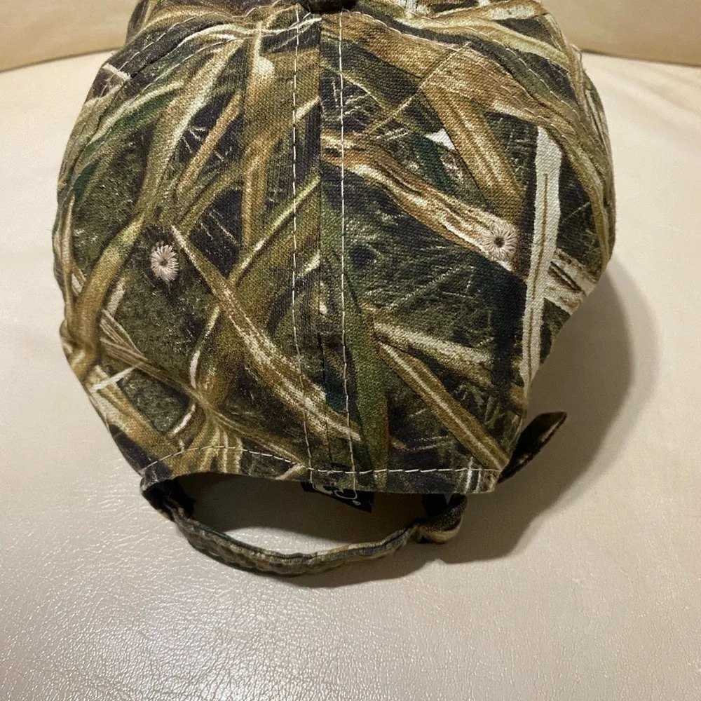 OUTDOOR CAMOUFLAGE LCAP WITH RICH-N-TONE CALLS EMBLEM
